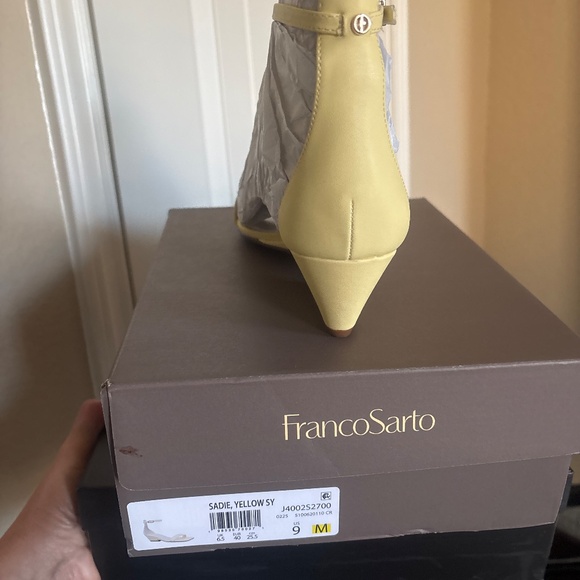 Franco Sarto Women's Soft Yellow Heels - Picture 6 of 9